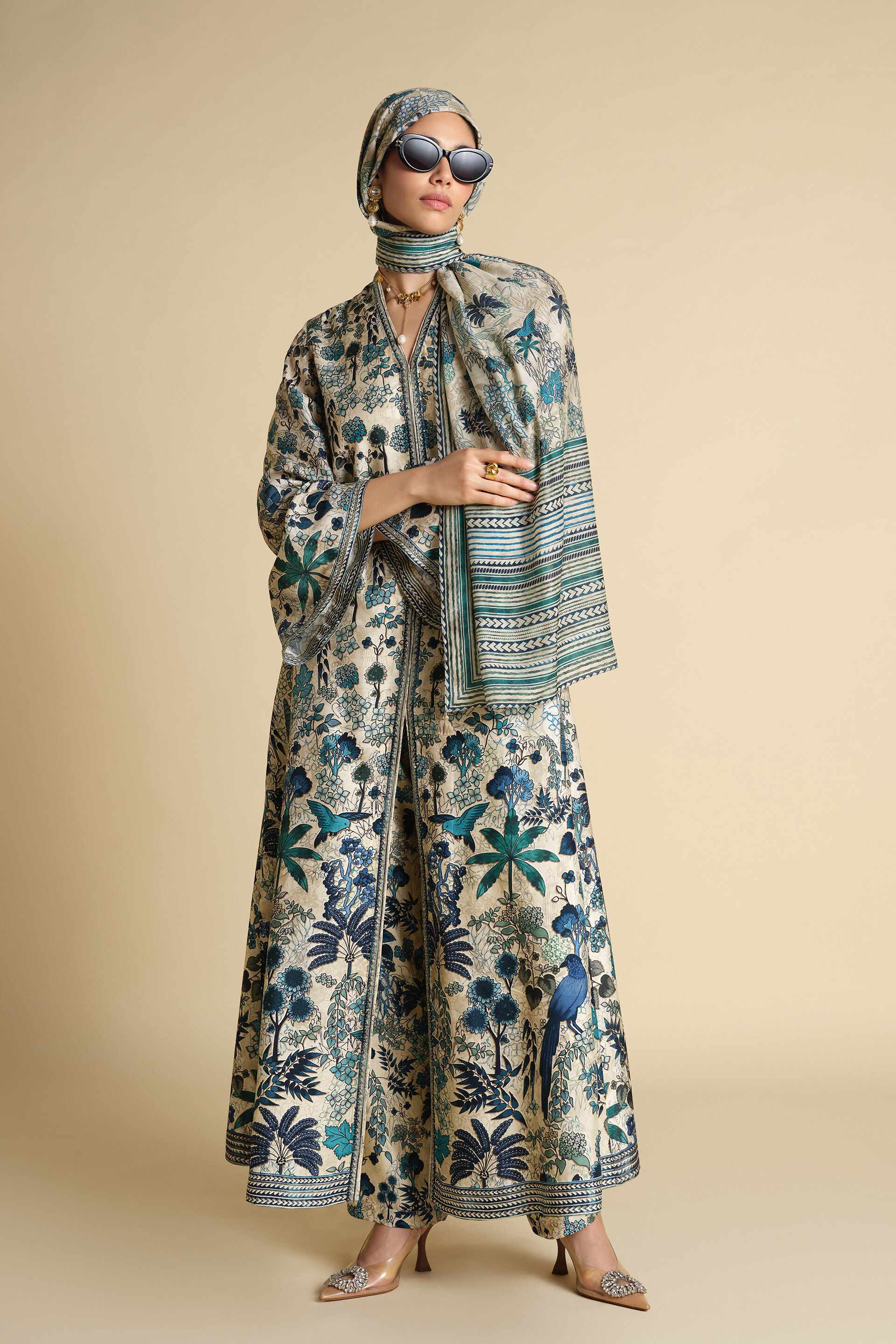 Avis Printed Silk Stole - Ivory